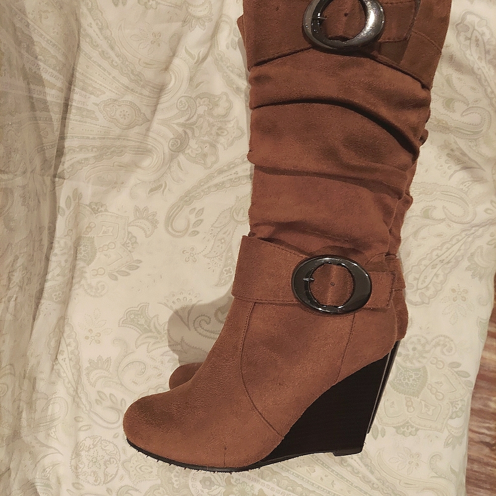 Wedge heel suede boots worn only once